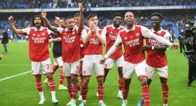 伤病潮来袭！英超多名球星因伤赛季报销。